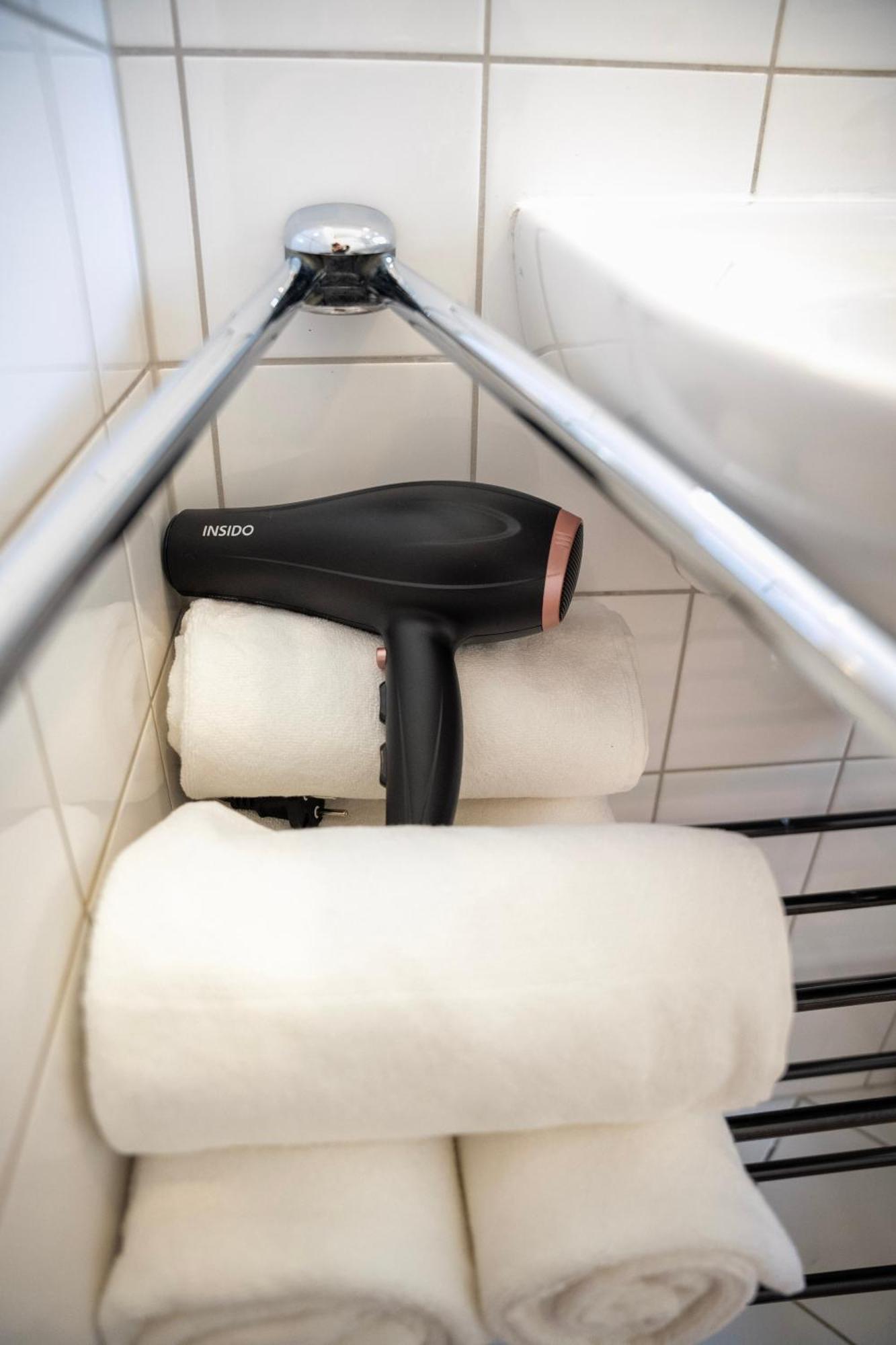 Stilvoll - Balkon - Netflix Apartment